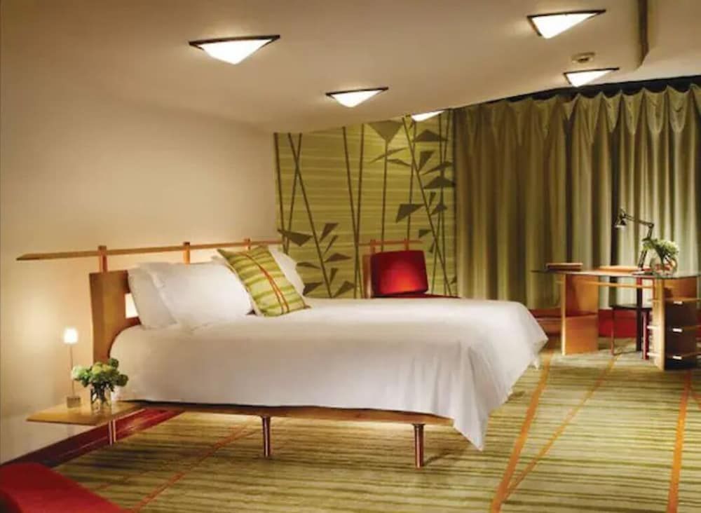 Junior Room