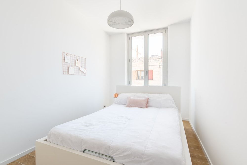 City Apartment, 1 Bedroom, Kitchen, City View (2)