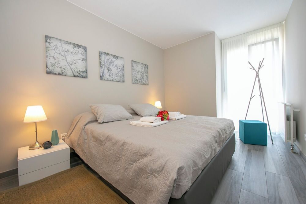 Family Apartment, 3 Bedrooms, 2 Bathrooms (Laguna di Lugano)