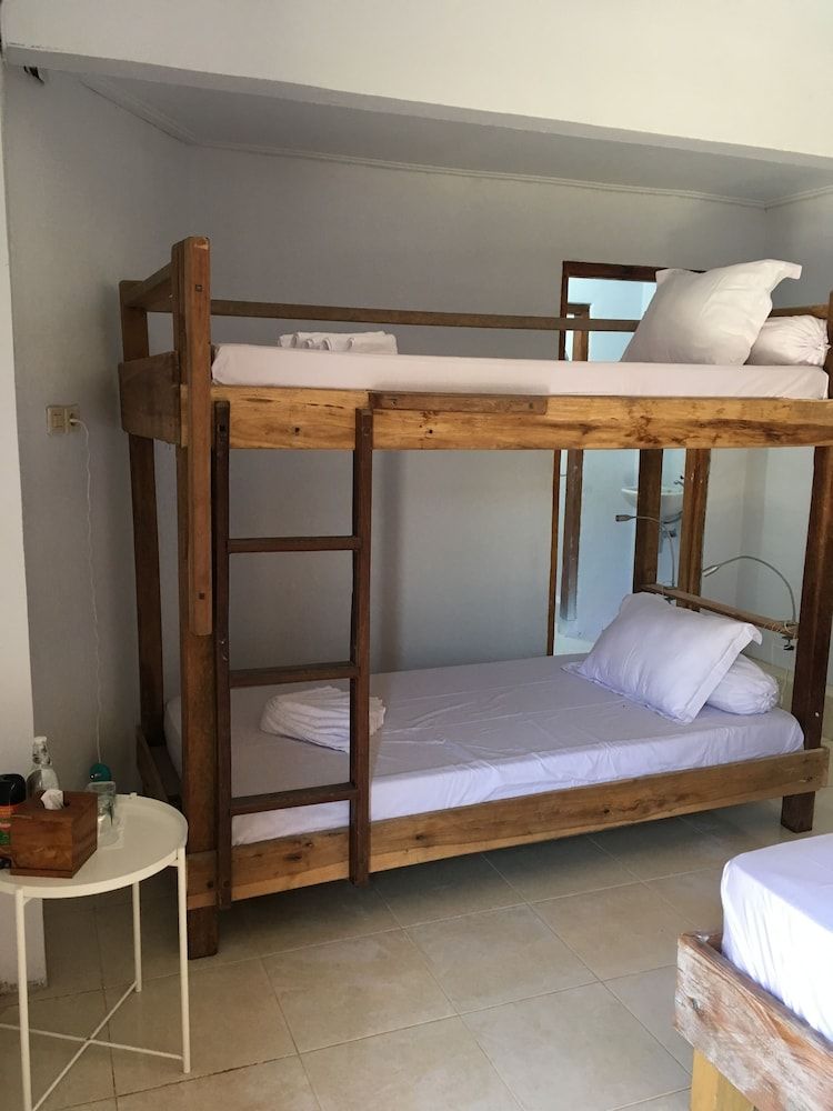 Bajo Sunset Hostel Family Quadruple Room, Multiple Beds 3