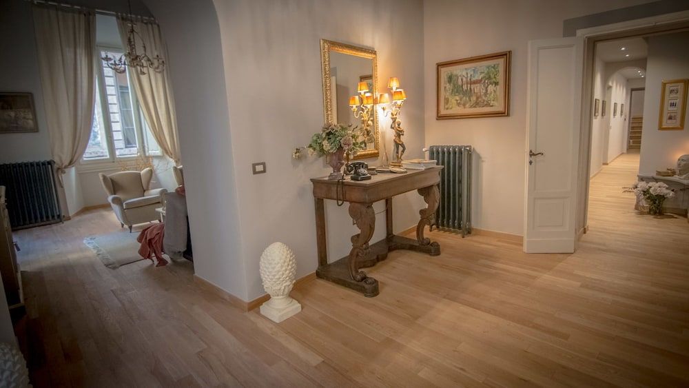 Breathtaking 4BD Apt 5min Walk to Duomo Apartment, 4 Bedrooms 32