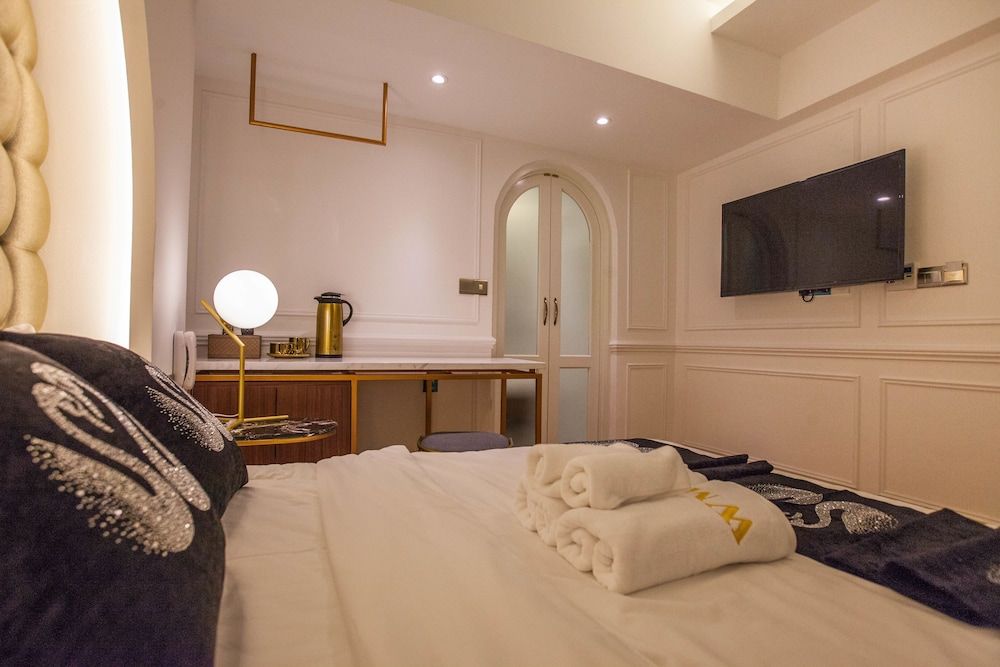 White Mansion Penang Deluxe Room, 1 Queen Bed 2