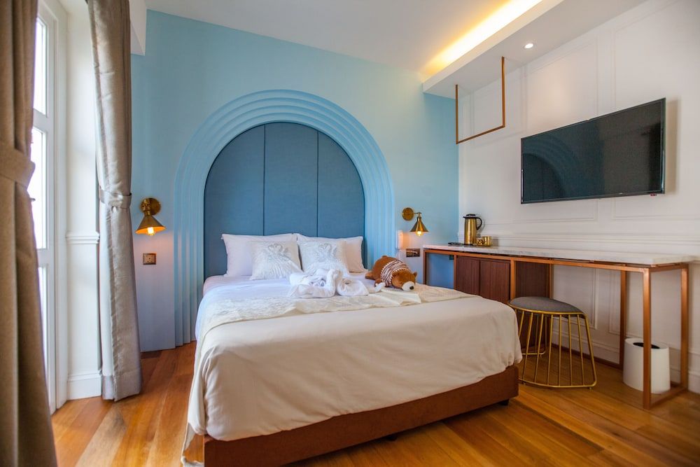 White Mansion Penang Deluxe Room, 1 Queen Bed, Balcony 4