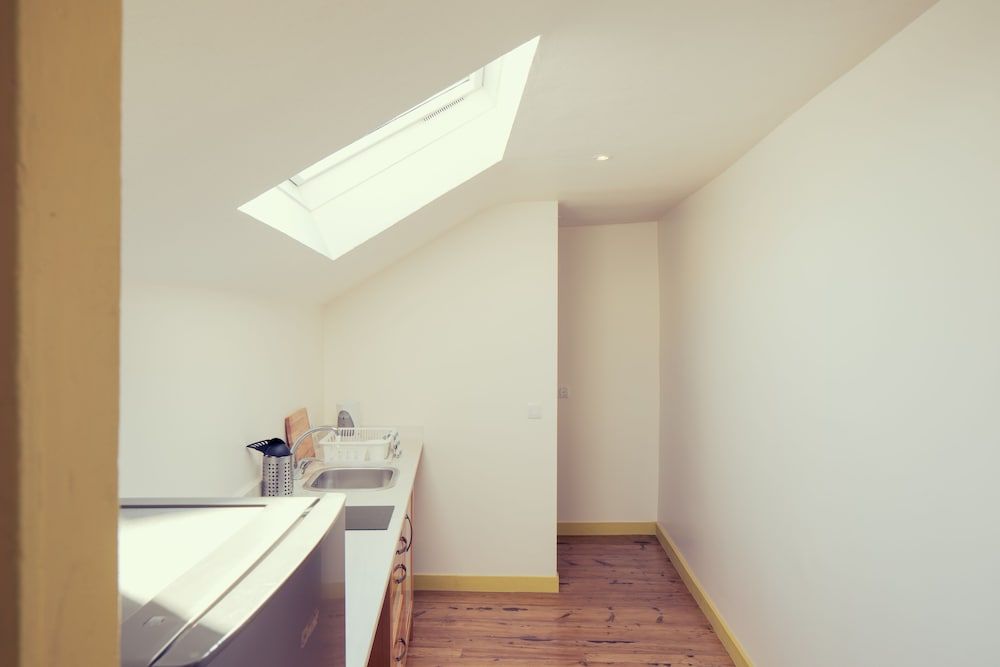 undefined Lisbon Calling Rooms & Studio 7