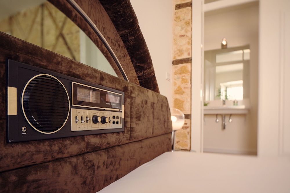 Lisbon Calling Rooms & Studio Design Double Room 3