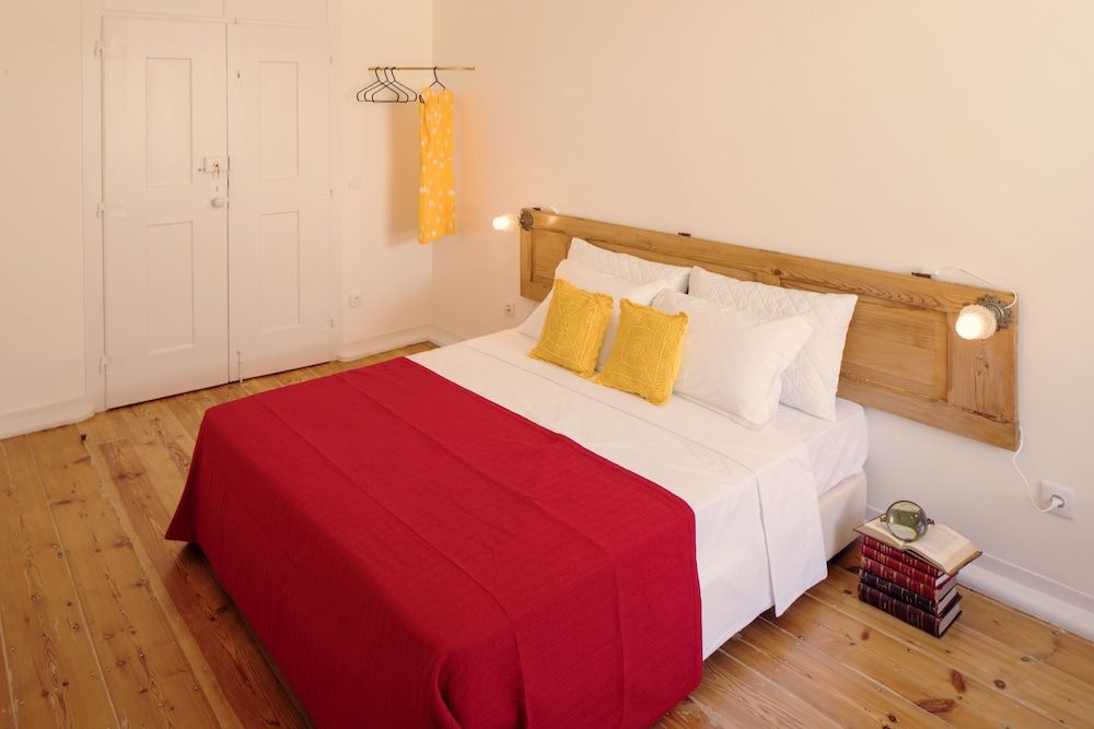 undefined Lisbon Calling Rooms & Studio 3