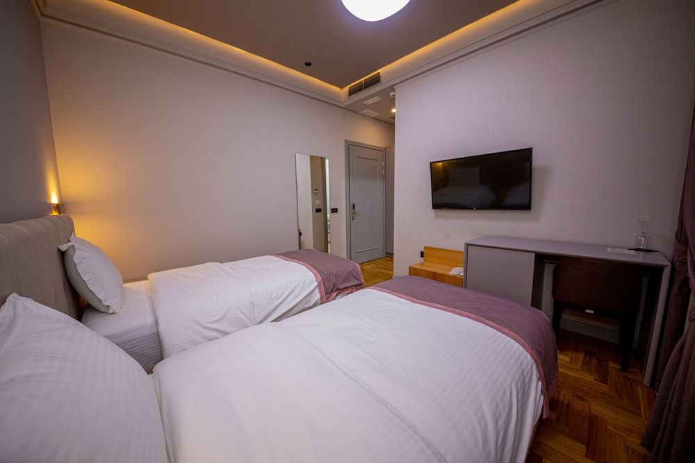 City Center Hotel Twin Room 5