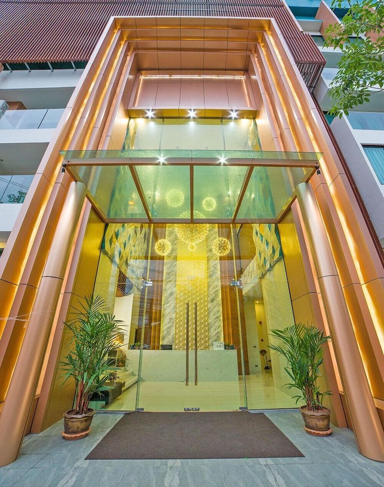 undefined Oceana Sea View Apartments by Alexanders 6