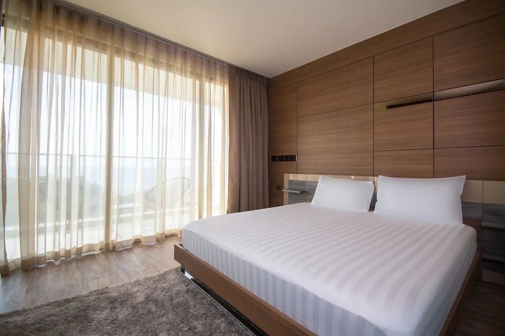 undefined Oceana Sea View Apartments by Alexanders 8