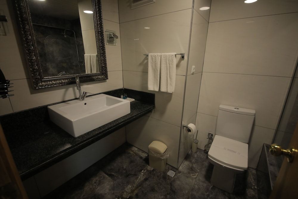 Samsun Airport Resort Hotel Standard Room 6