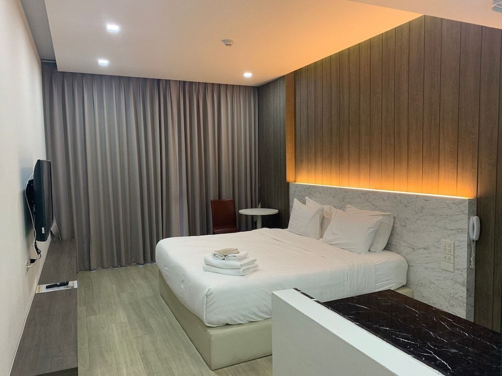 Phurinda Residence Superior Room 3