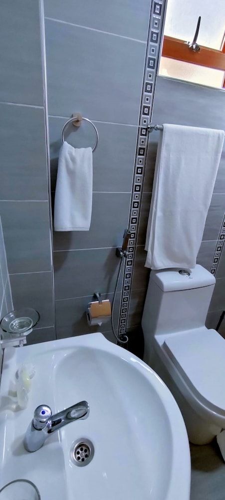 Hays Suites Economy Double Room 8