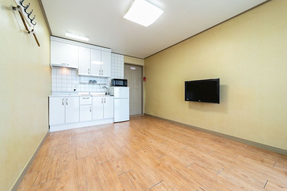 Haelim Pension Room, Ocean View (Ondol - No in-room BBQ) 7