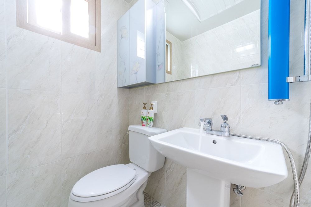 Haelim Pension Room, Ocean View (Ondol - No in-room BBQ) 5