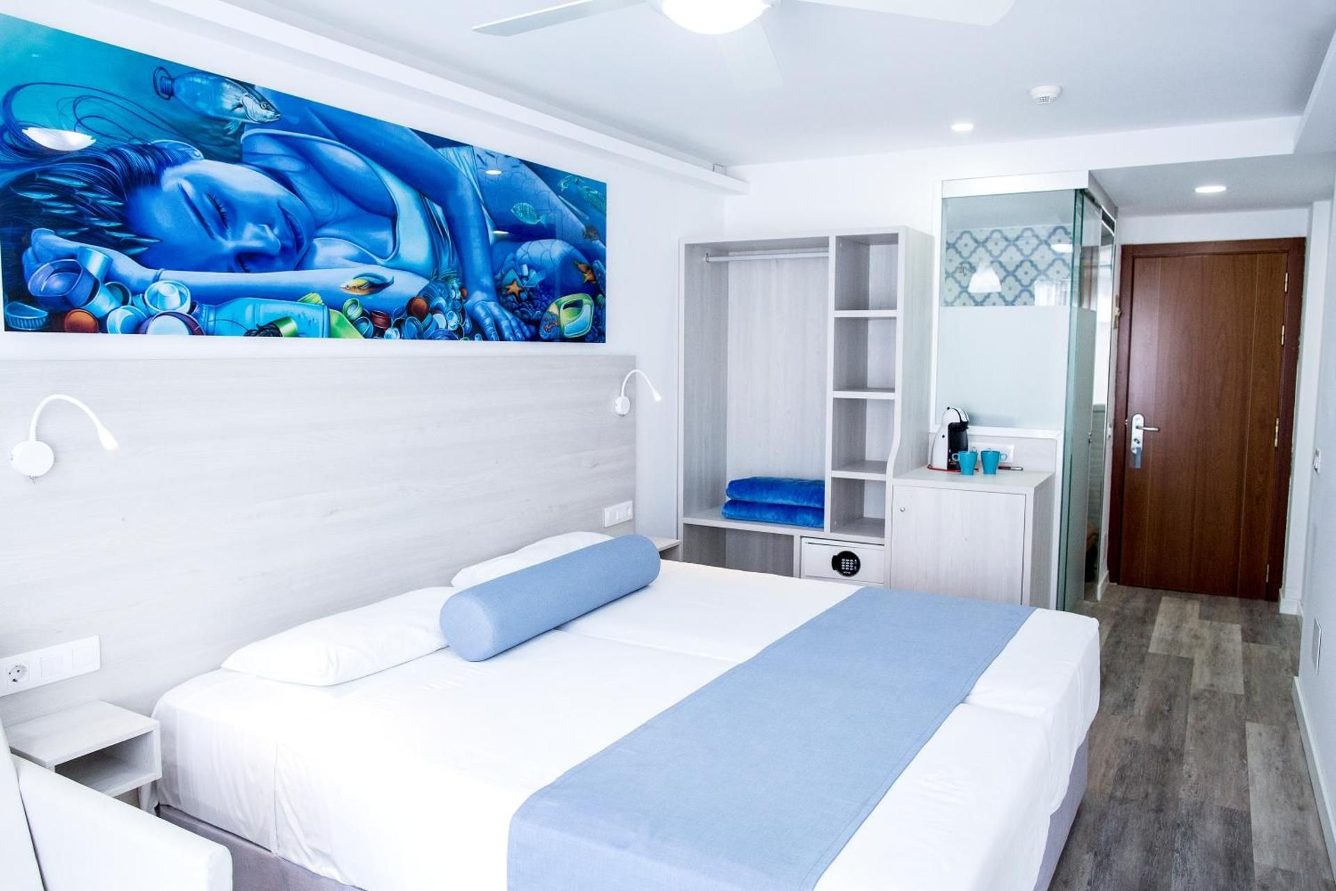 Twin Room without Cleaning Service