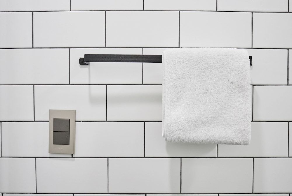 THE CAPSULE Myeongdong Basic Shared Dormitory, Men only 12