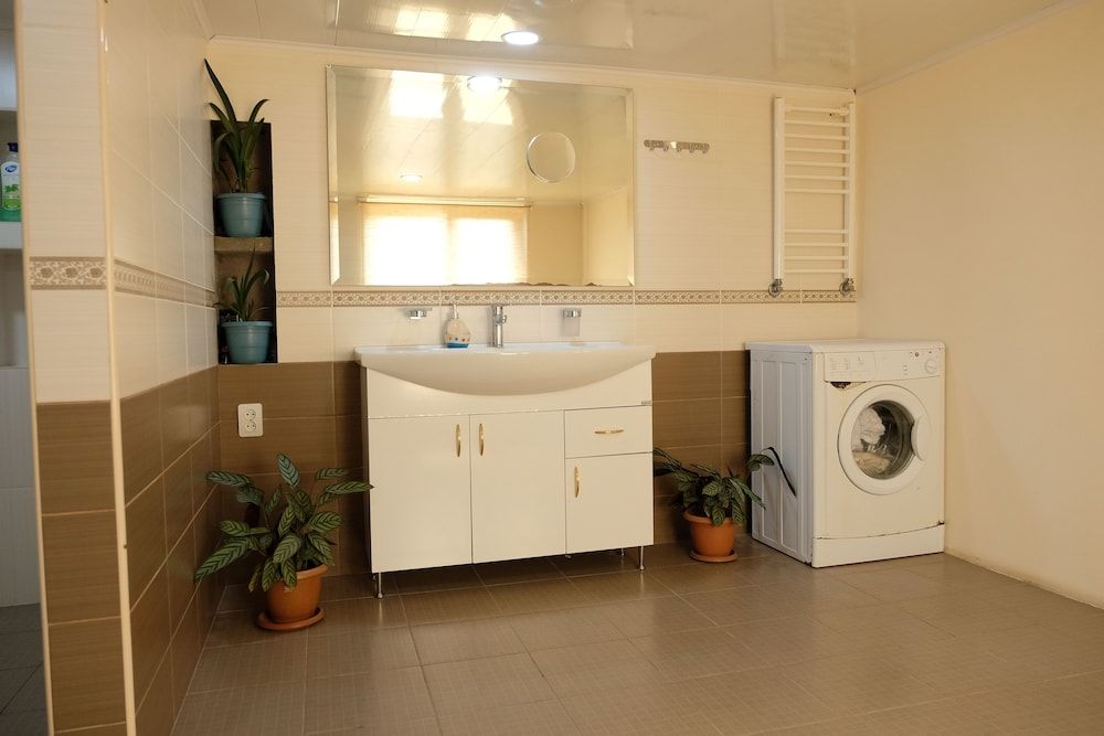 Seva Guesthouse in Byurakan Family Room 8