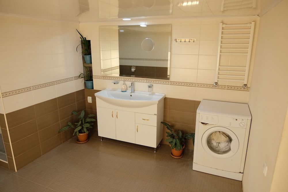 Seva Guesthouse in Byurakan Family Room 6