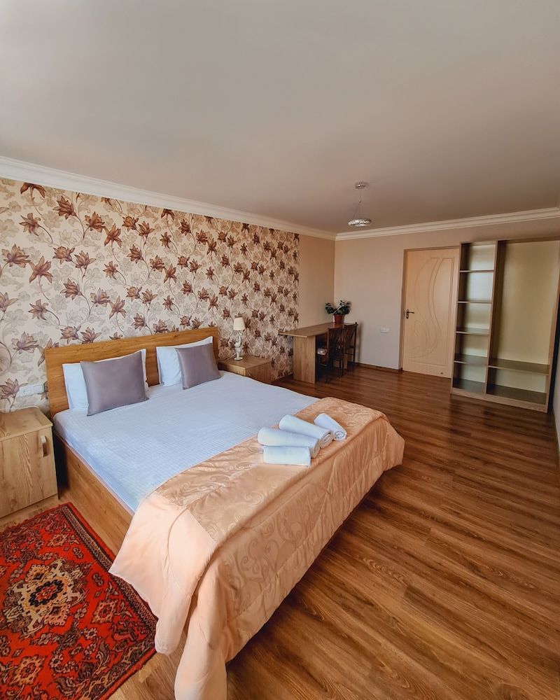 Seva Guesthouse in Byurakan Standard Double or Twin Room, Mountain View 10