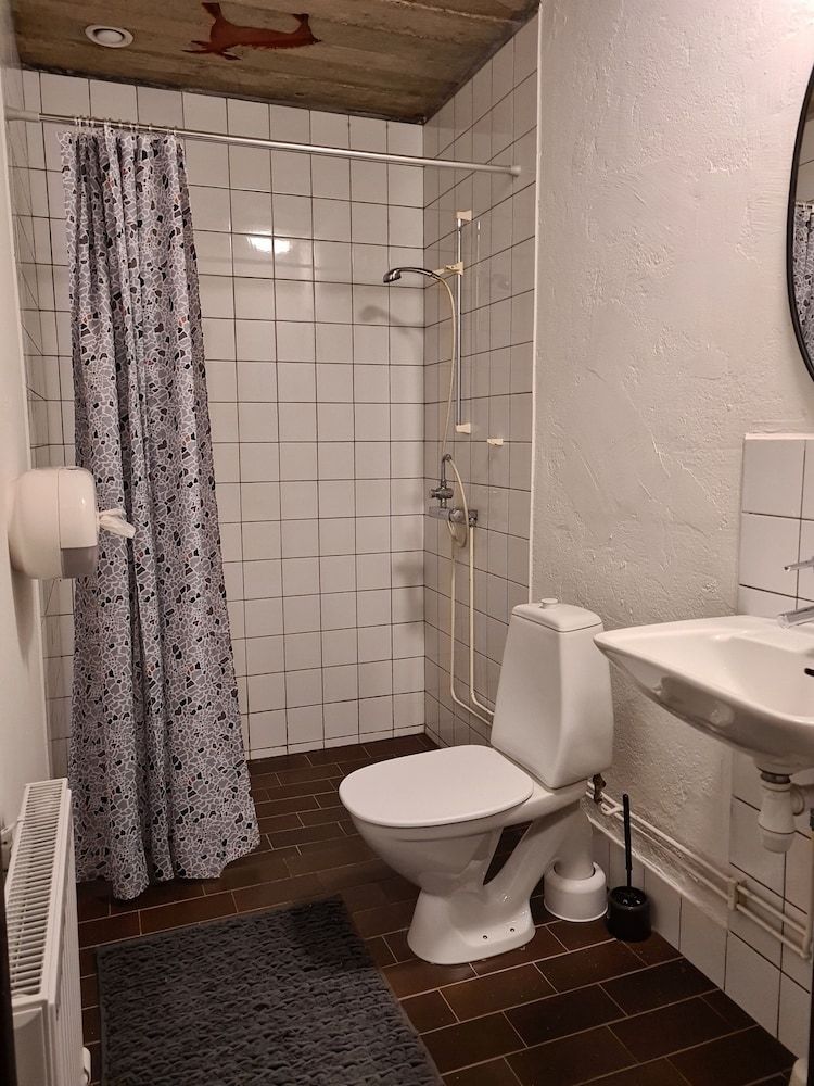 Grottbyn - Skånes Djurparks Camping Family Room (Gandalf) 4