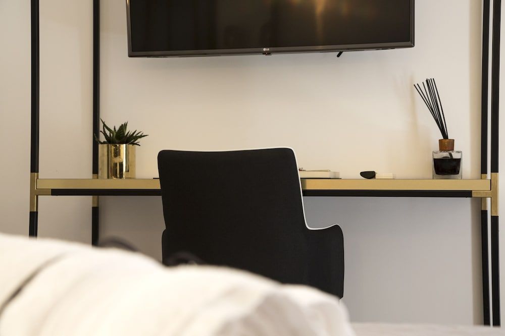 Plebiscitum 2.0 Deluxe Double Room, City View 9