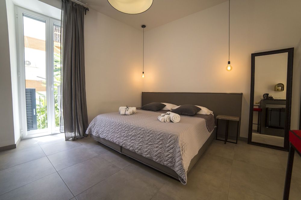 Plebiscitum 2.0 Deluxe Double Room, City View 4