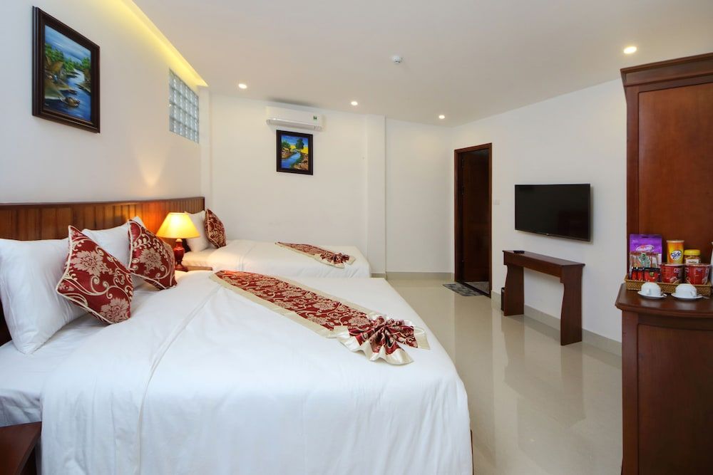 undefined Threeway Riverside Villa 9