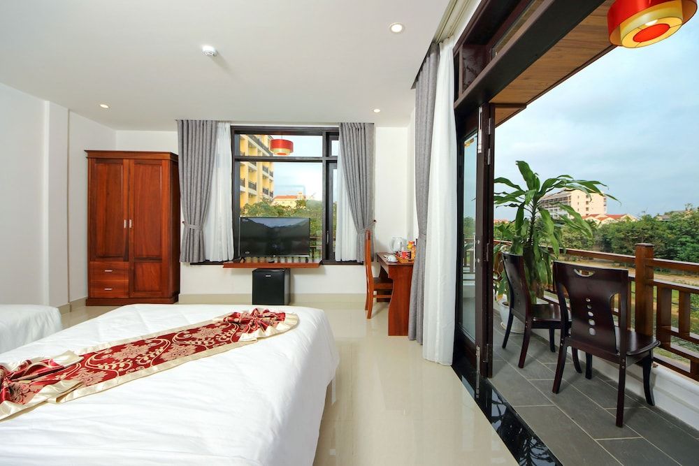 undefined Threeway Riverside Villa 5