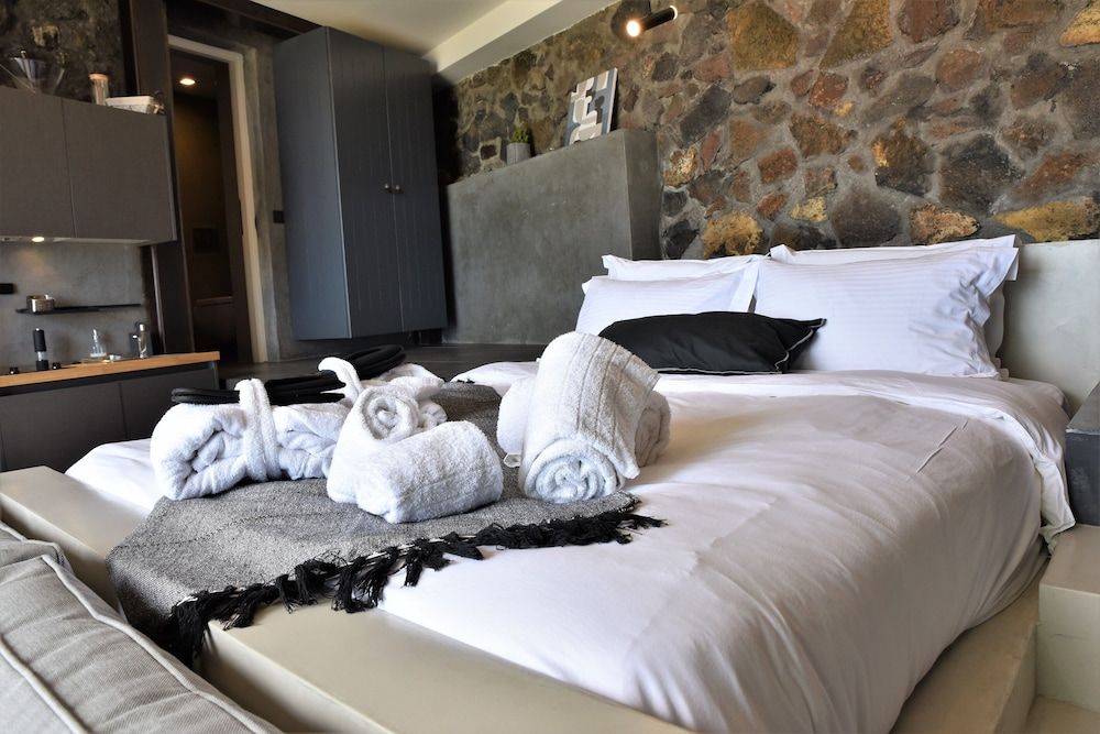 Horizon Mills Villas & Suites Suite, Private Pool, Sea View 3