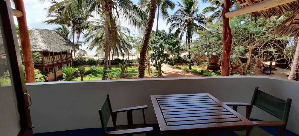 Villa Dida Resort Honeymoon Room 5