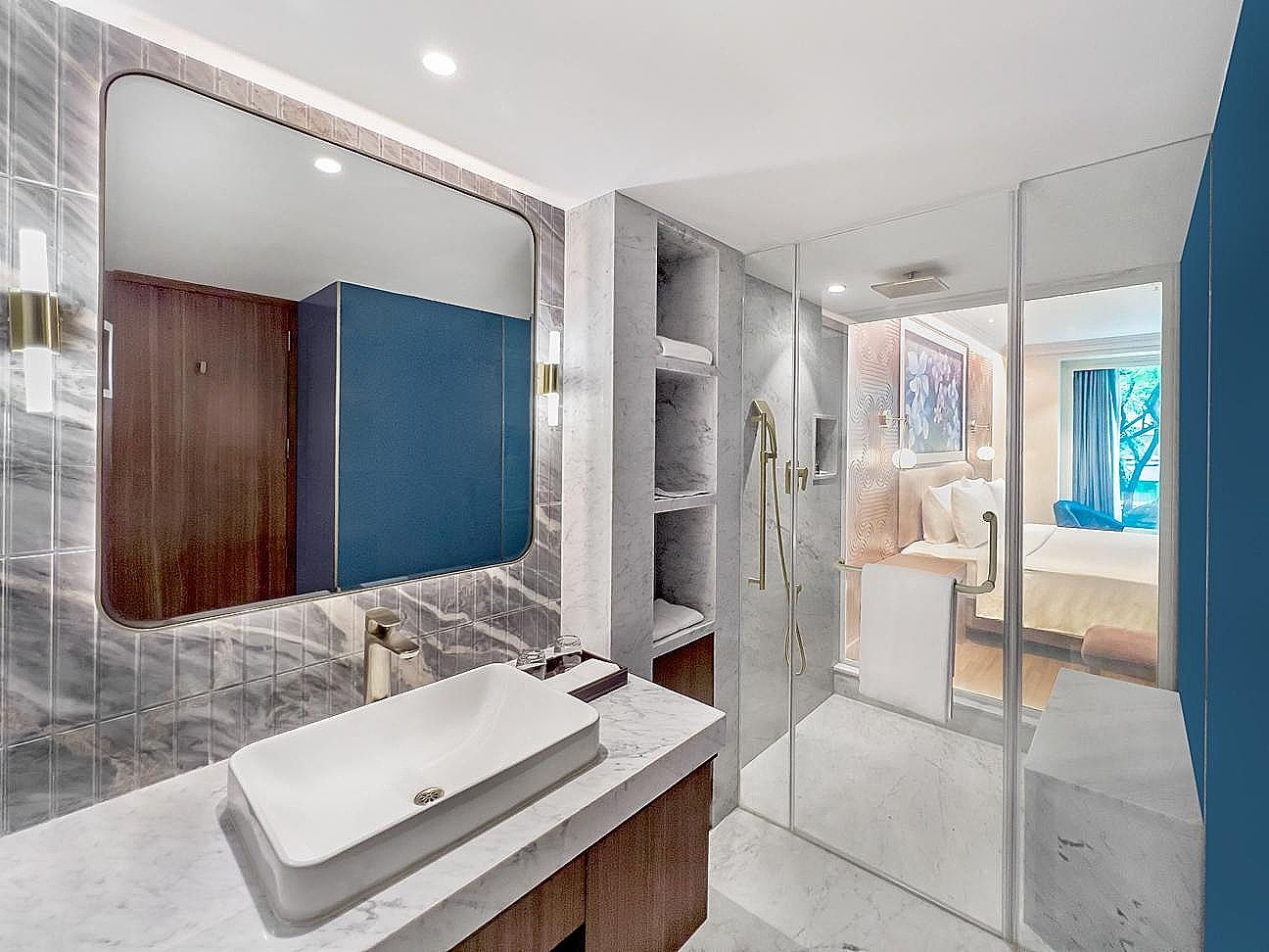 Radisson Blu GRT Hotel Premium Room 18