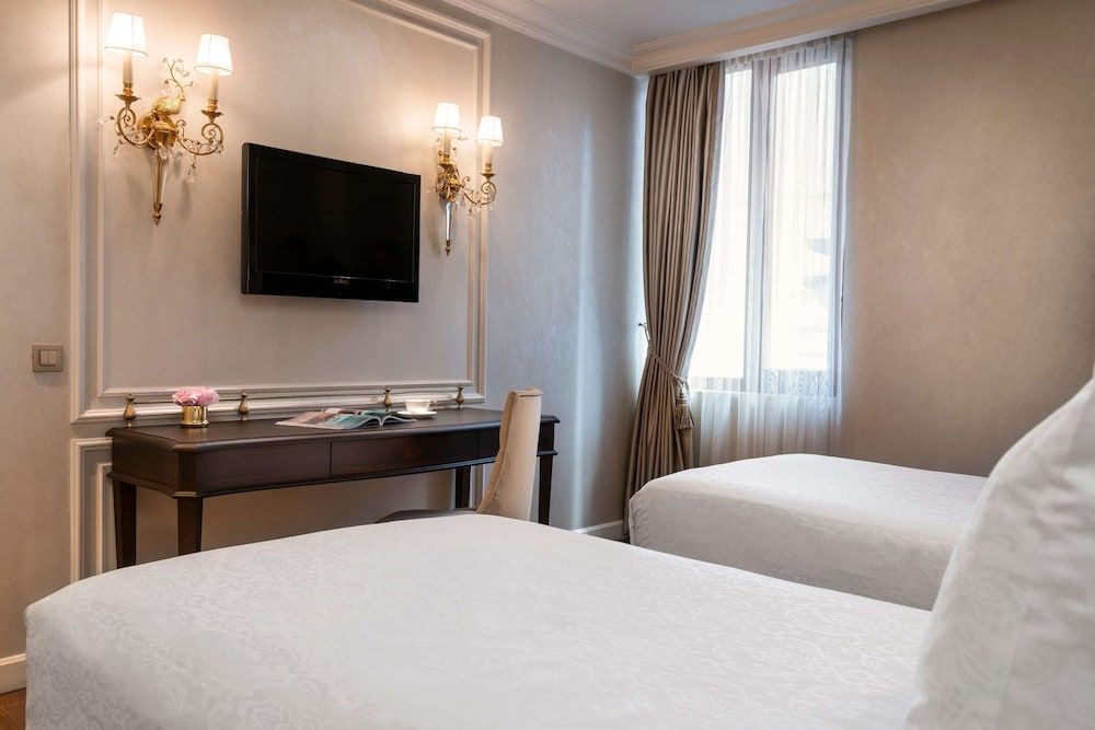 Rixos Pera Istanbul Deluxe Twin Room, 2 Twin Beds (Pera View)