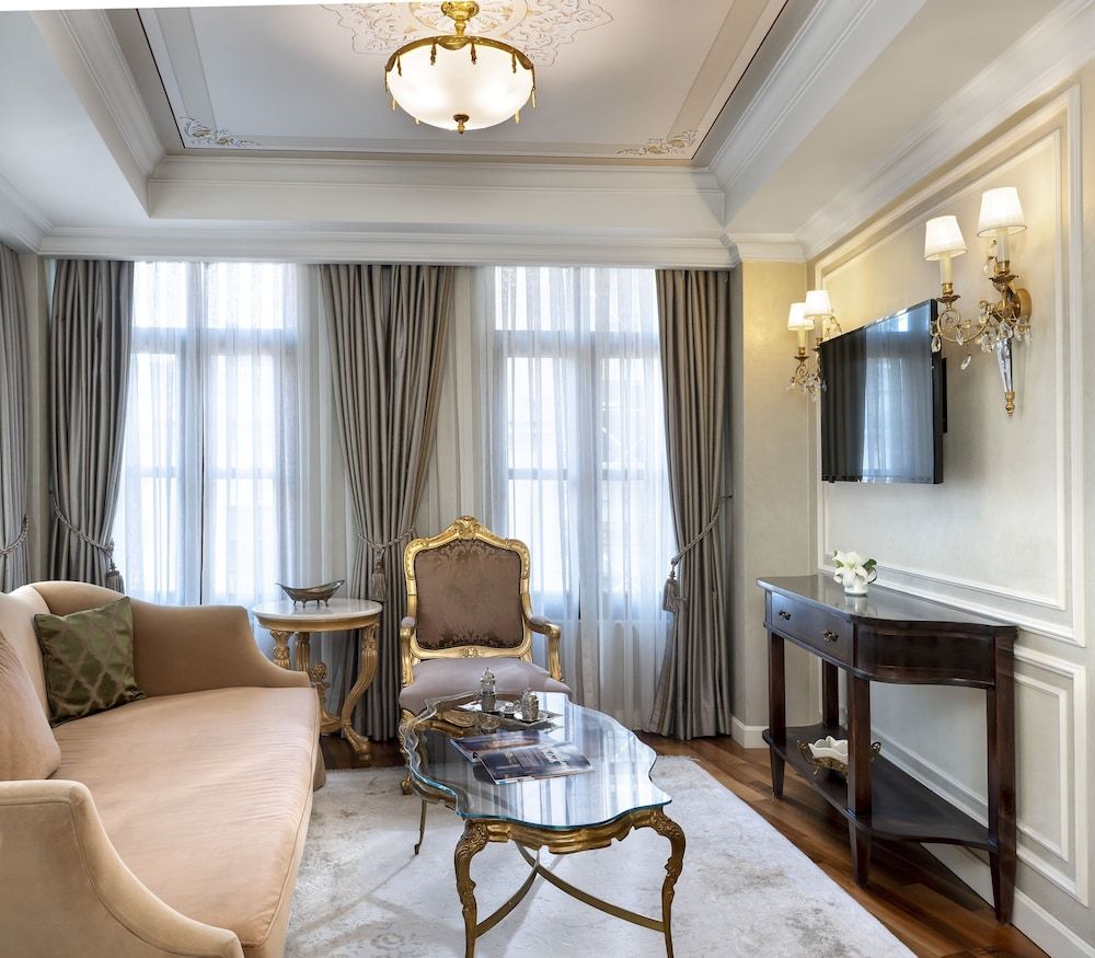 undefined Rixos Pera Istanbul 2