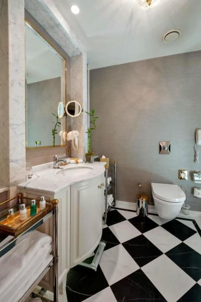 undefined Rixos Pera Istanbul 8