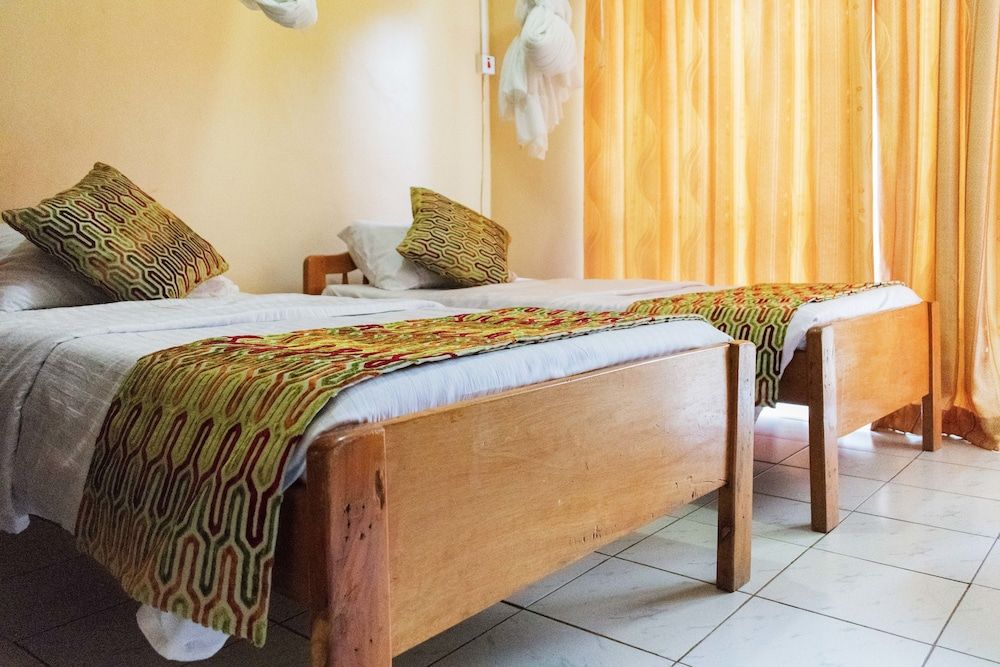 Rwenzori International Hotel Twin Room 4