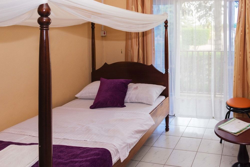 Rwenzori International Hotel Single Room 5