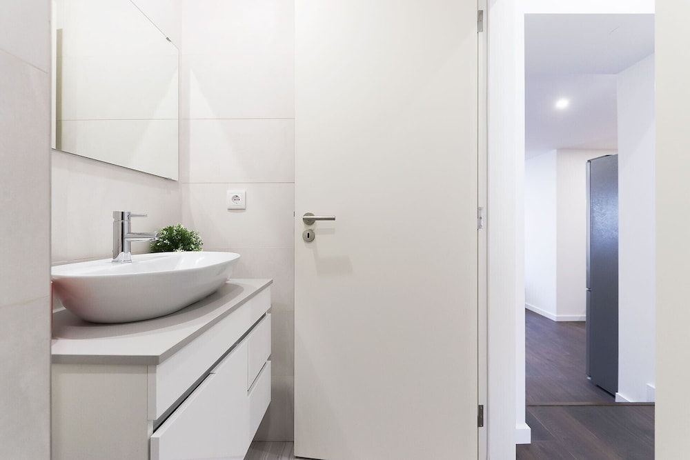 Benfica Historial Apartments by Homing Apartment, 2 Bedrooms, Kitchen 6