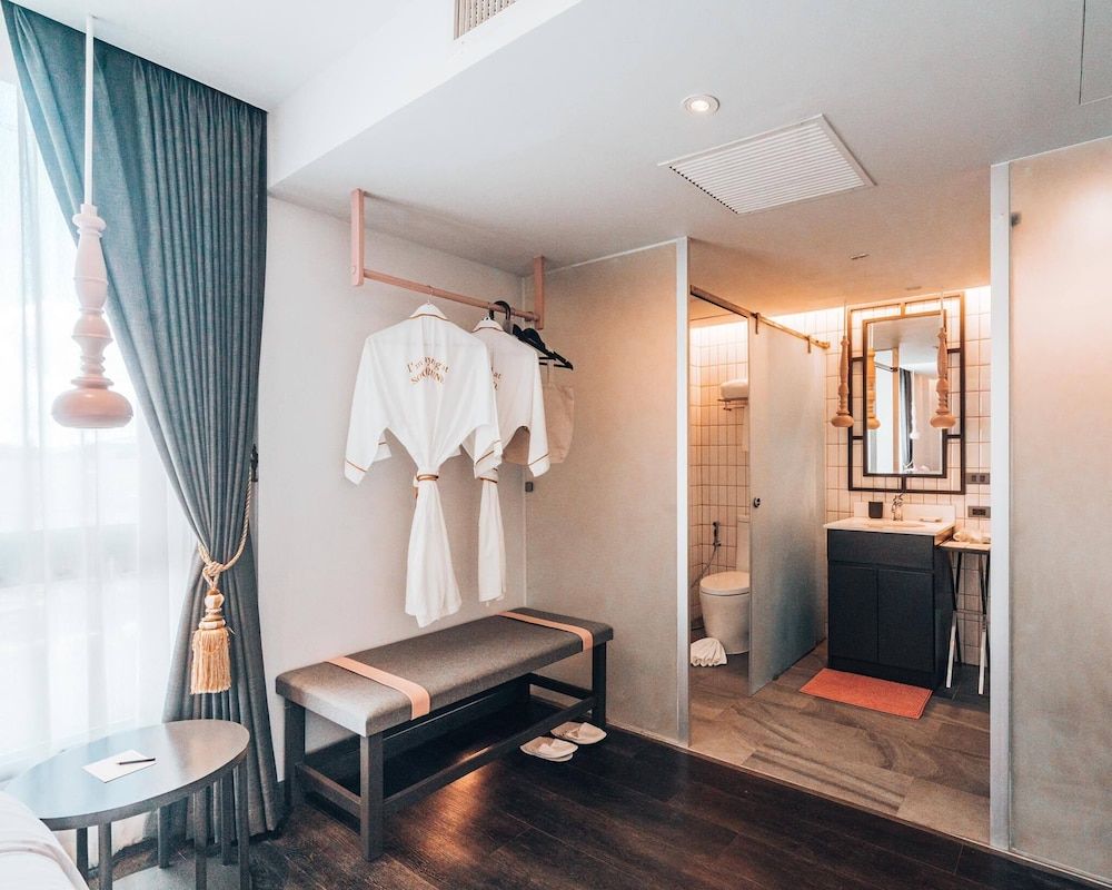 Sooknirund Hotel Standard Twin Room 2