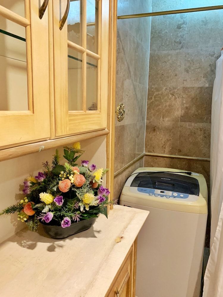 Marina Residential Suites Royal Suite 14