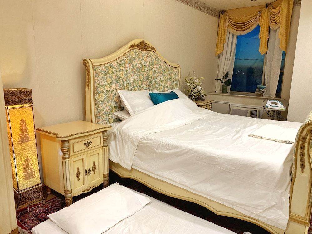 Marina Residential Suites Royal Suite 3