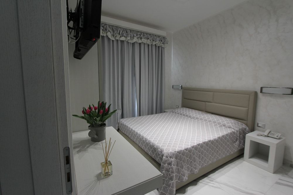 Hotel Presidente Economy Room 4