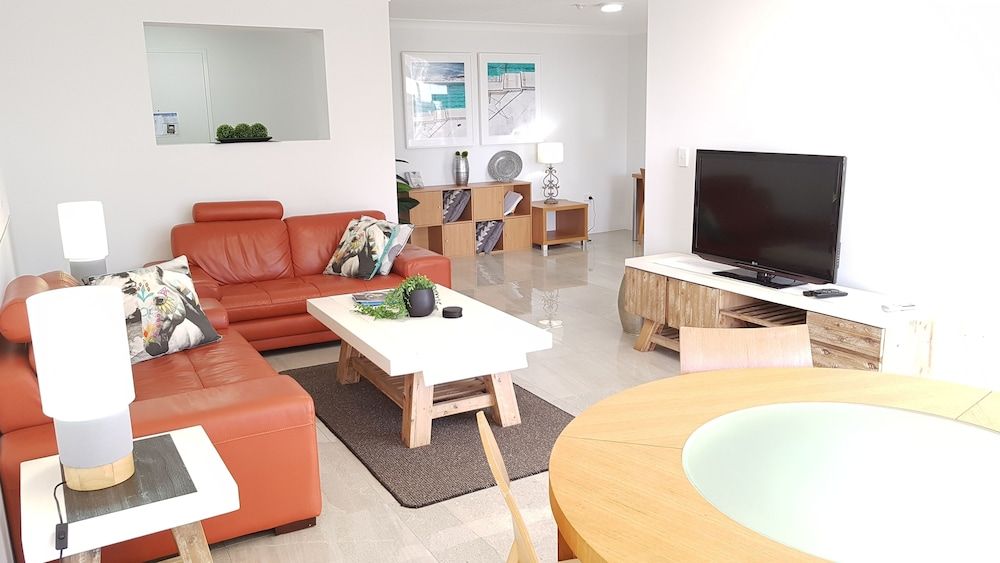 undefined Surfers Chalet