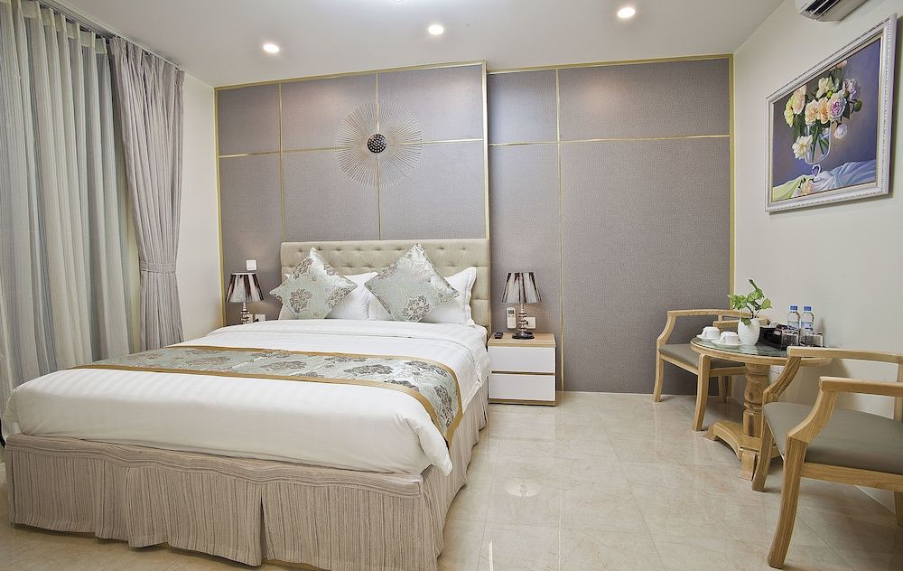 DLmos Hanoi Hotel Standard Double Room