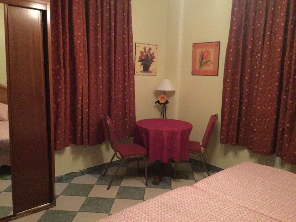 Hotel Restaurante Montserrat