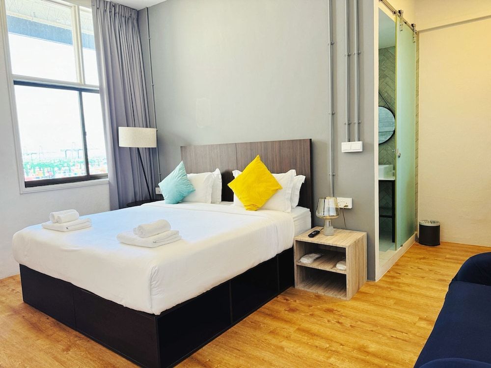 undefined Cooliv Waterfront 3