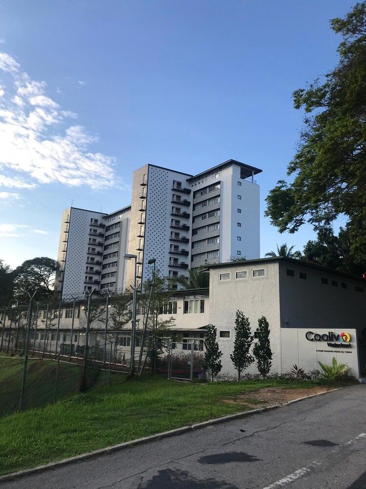 undefined Cooliv Waterfront 6