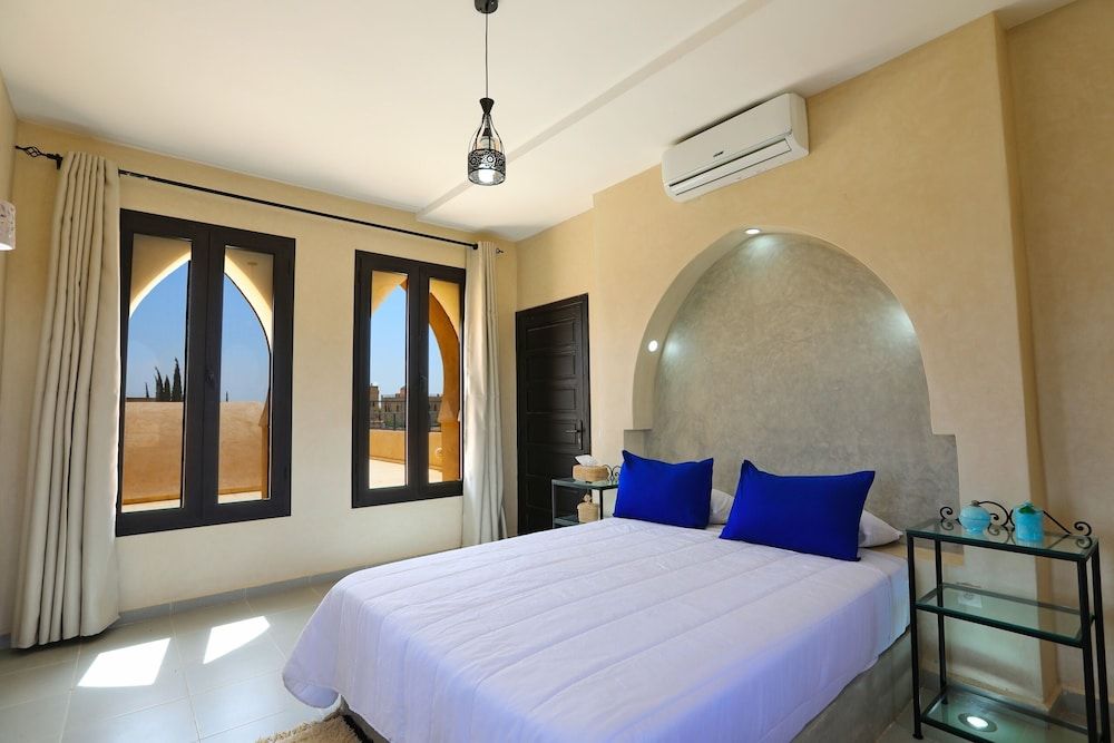 undefined Atlas Widan 10