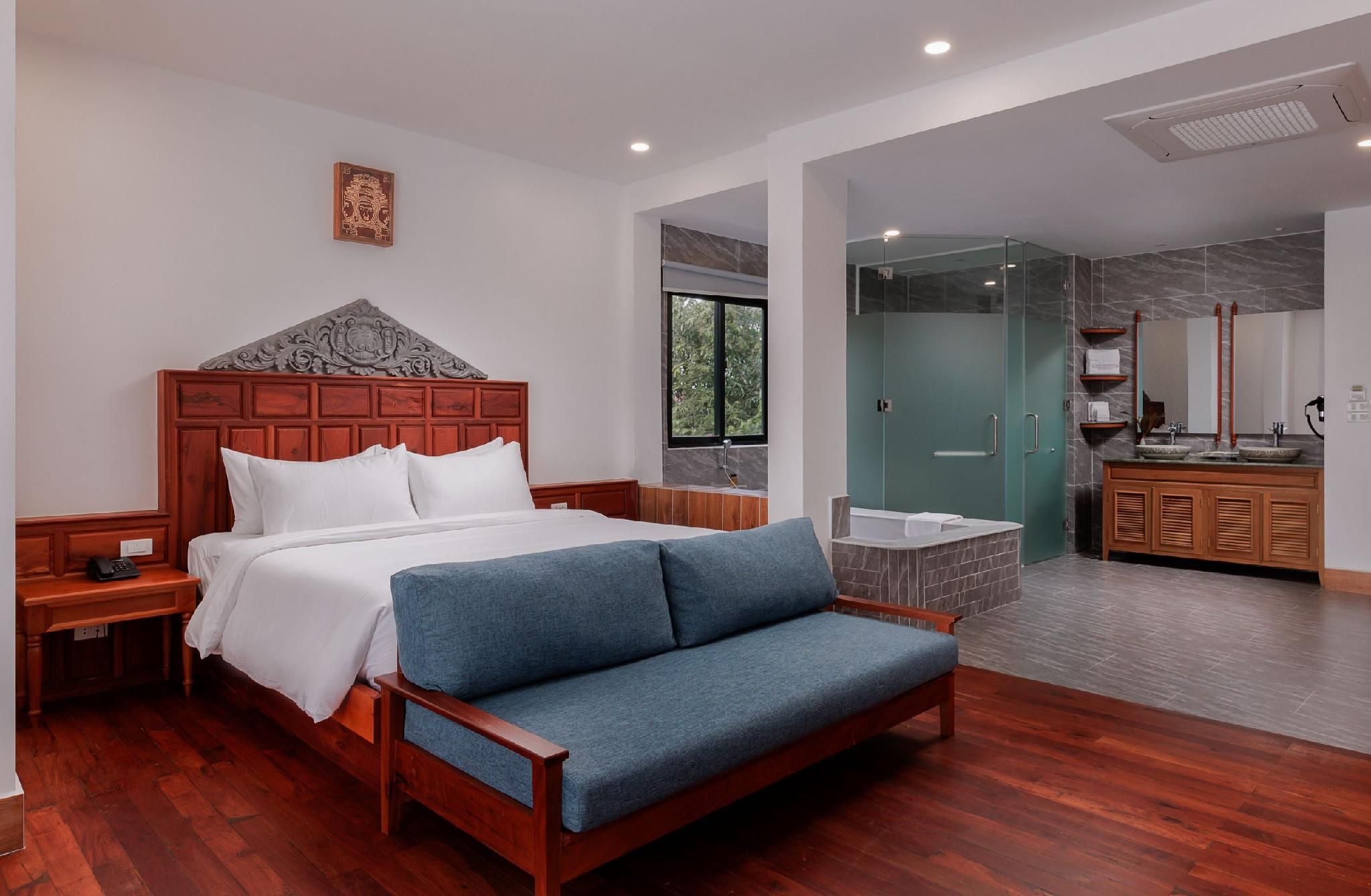 King Suite with Balcony