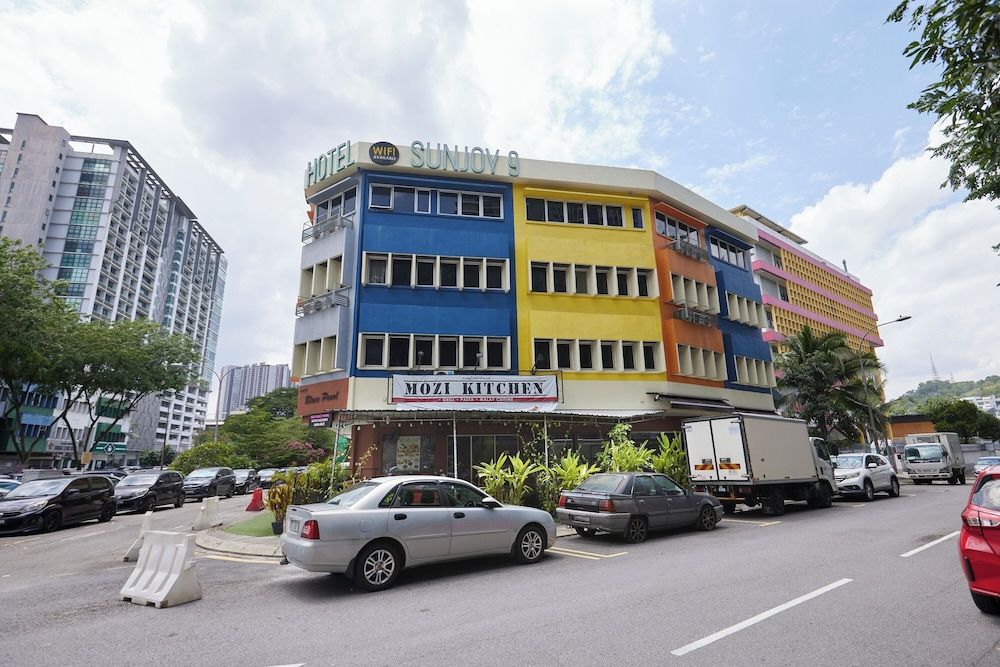 undefined Hotel Sunjoy9 OKR Near Midvalley 10 Mins Only