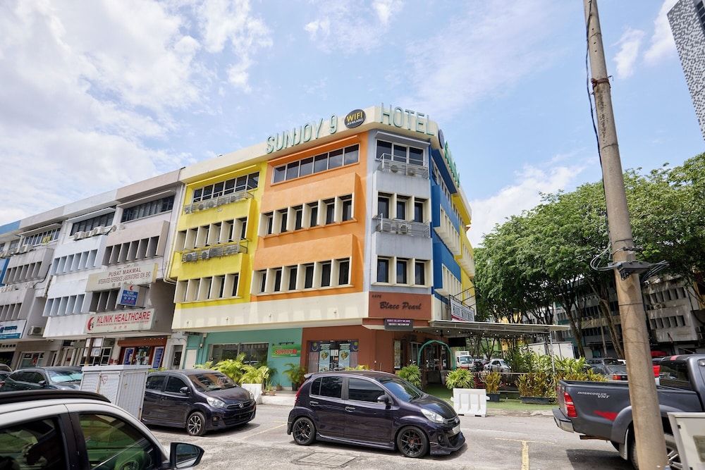 undefined Hotel Sunjoy9 OKR Near Midvalley 10 Mins Only 3